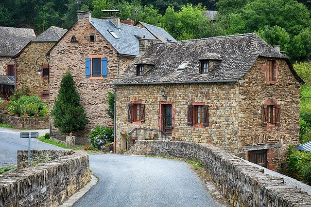 starý vesnický dům